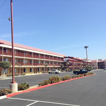 Budget Inn Anaheim/Santa Ana Exteriör bild