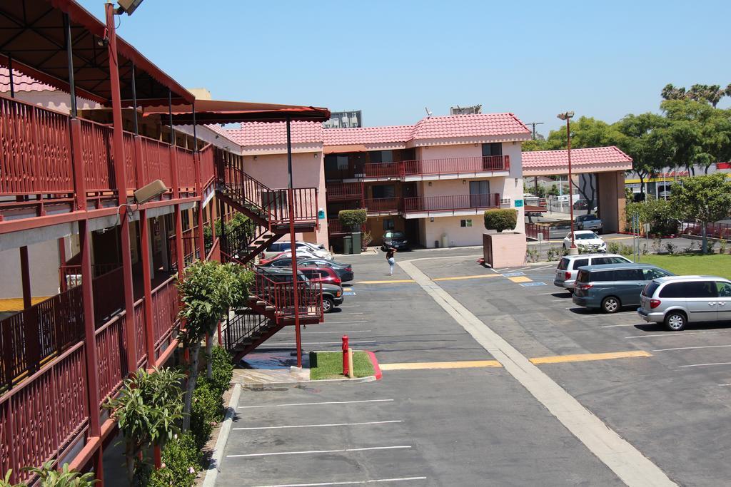 Budget Inn Anaheim/Santa Ana Exteriör bild
