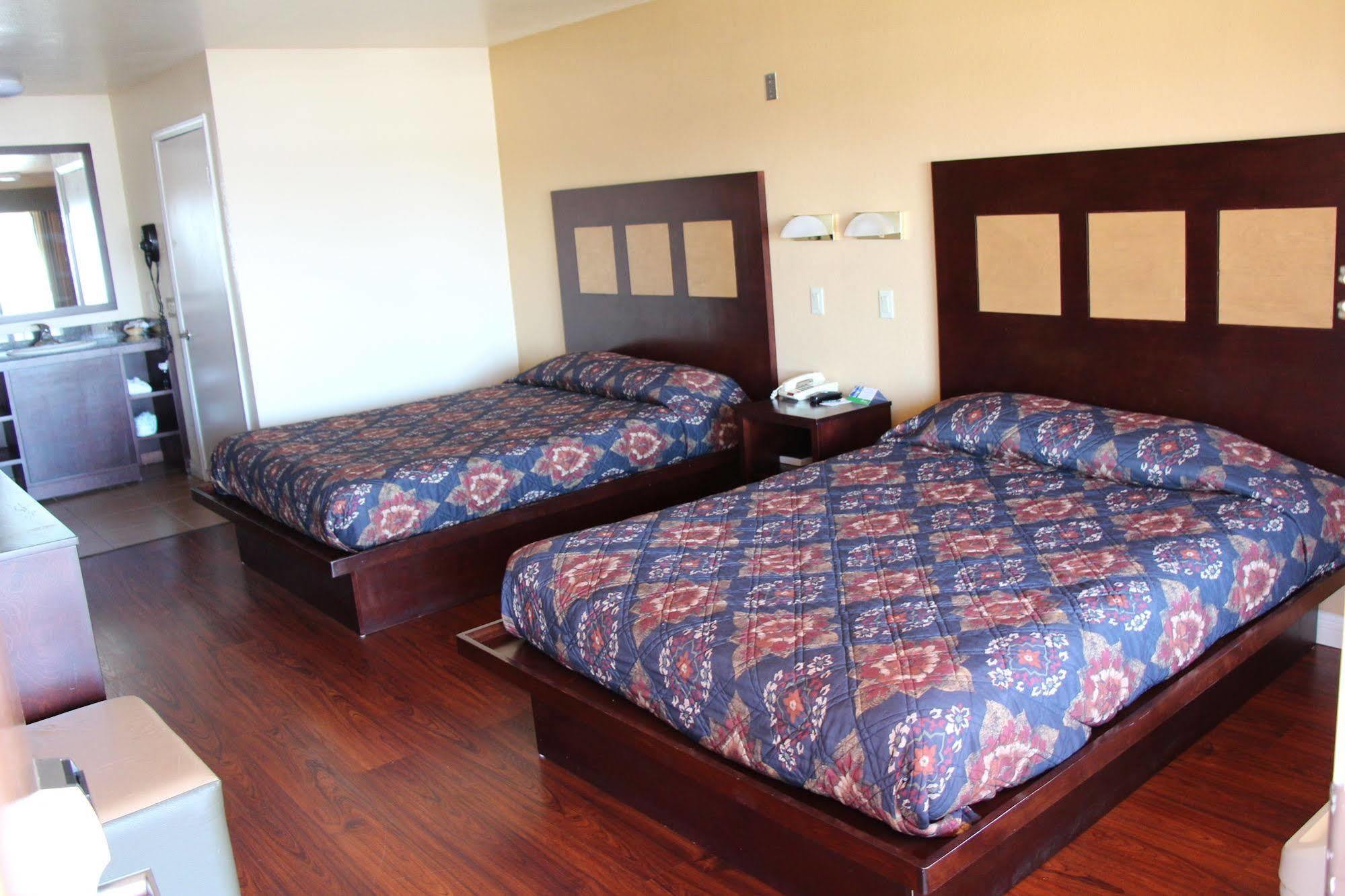 Budget Inn Anaheim/Santa Ana Exteriör bild
