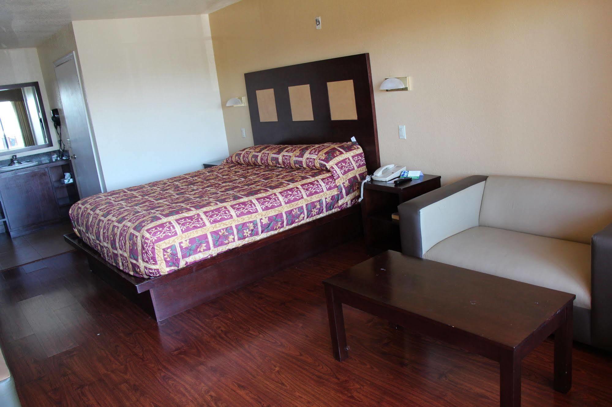 Budget Inn Anaheim/Santa Ana Exteriör bild